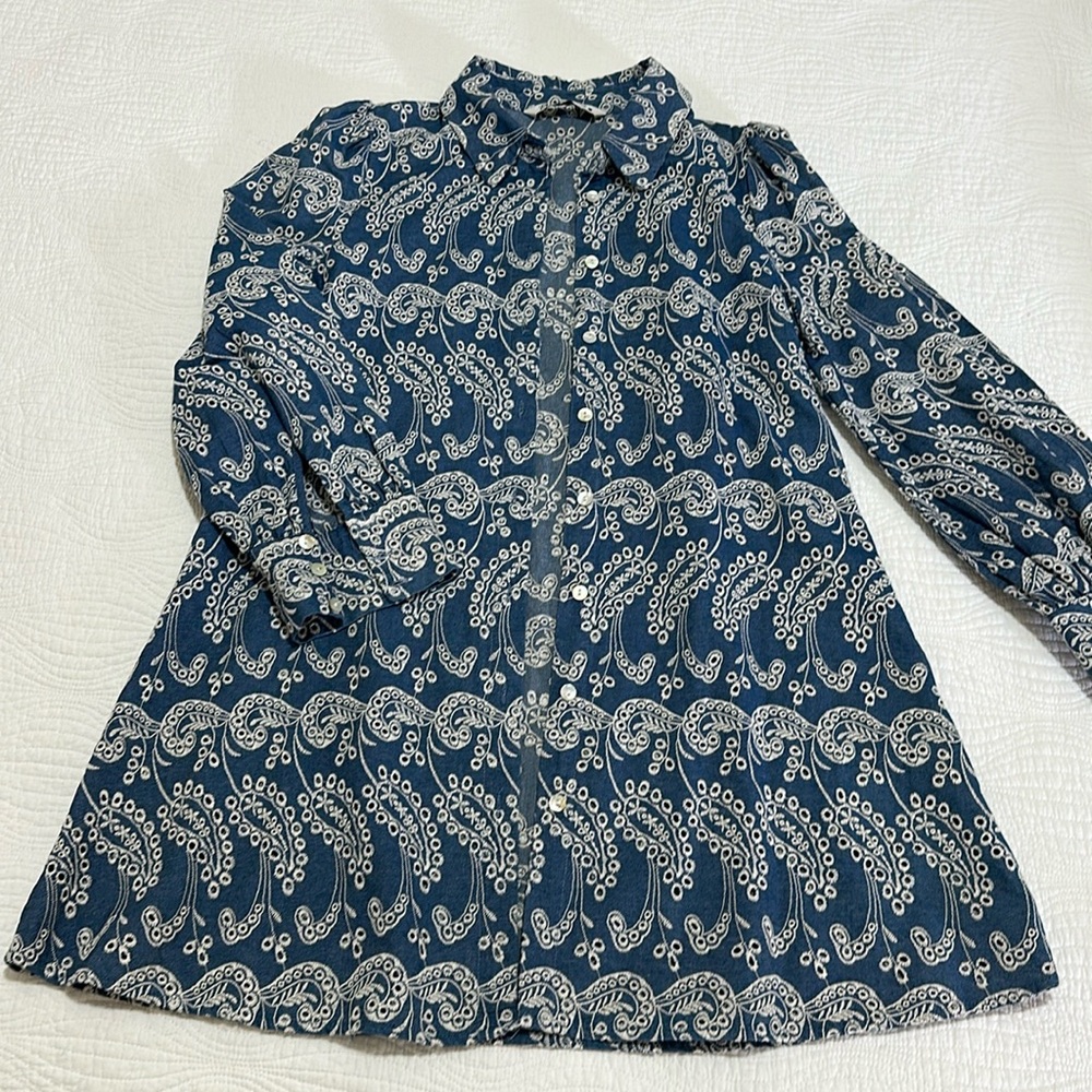 Zara EYELET CHAMBRAY SOFT DENIM DRESS TUNIC SHIRT Swim COVERUP SZ M blue white